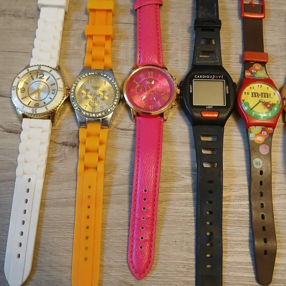 Watch Lot of 50+ Mixed Brands Vintage & Modern Parts/Repair/Craft Untested - A9